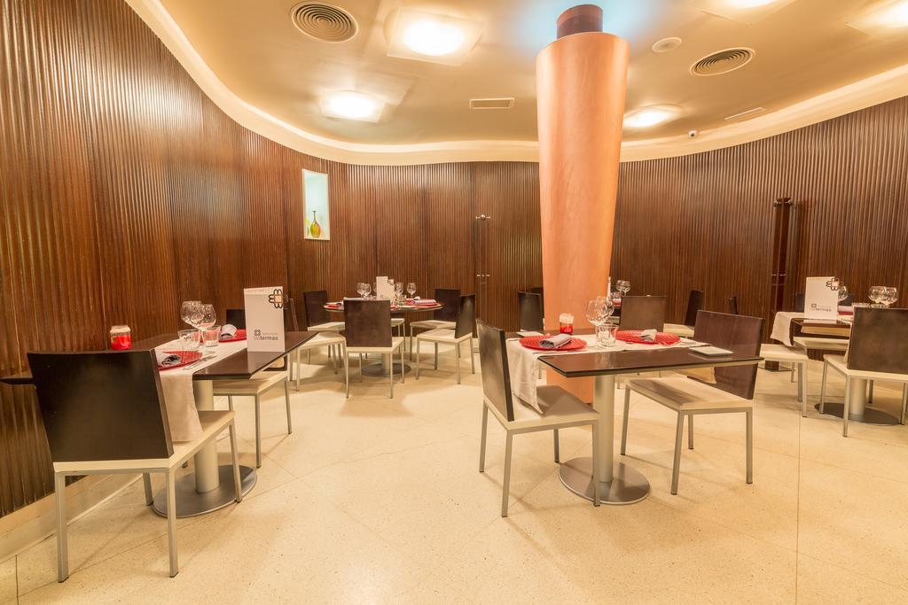 Albany Ancha Hotel Leon Exterior photo Restaurant